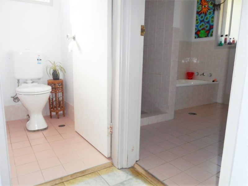 104 Waterman Street, Old Bar NSW 2430