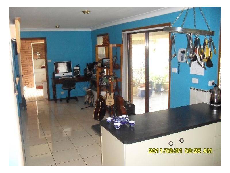 37 Gannet Cres, Old Bar NSW 2430