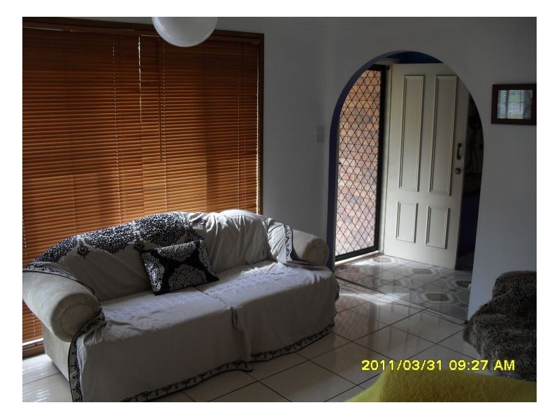 37 Gannet Cres, Old Bar NSW 2430