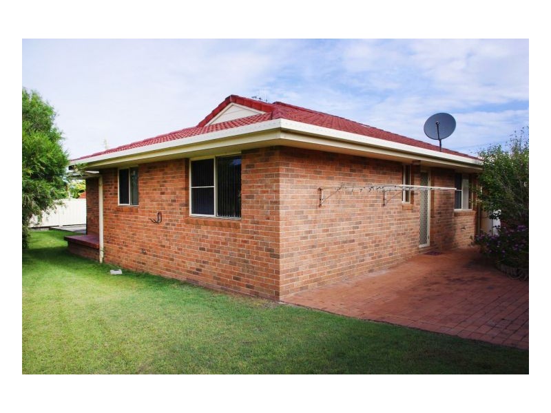 3/89 Old Bar Rd, Old Bar NSW 2430