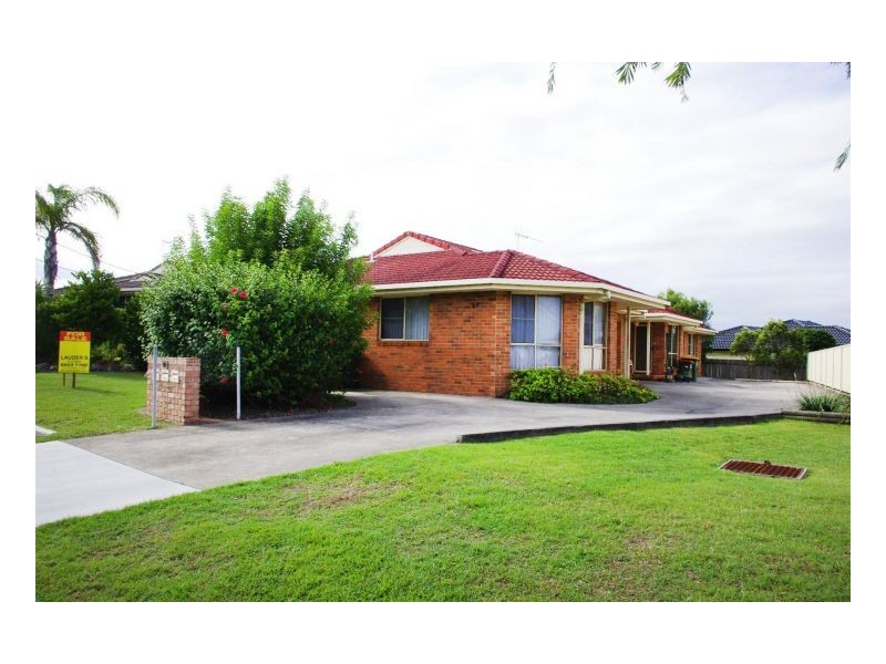 3/89 Old Bar Rd, Old Bar NSW 2430