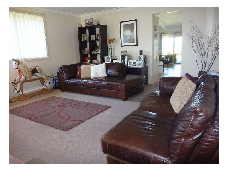 17 Bluehaven Drive, Old Bar NSW 2430