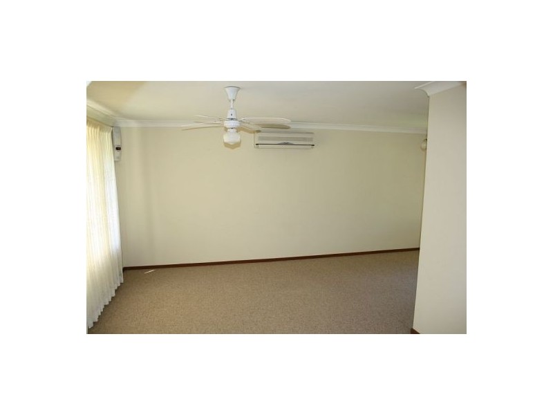 12 Molong Road, Old Bar NSW 2430