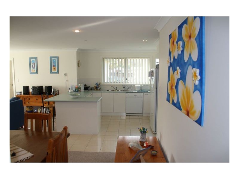 1/26  Ivy Cres, Old Bar NSW 2430