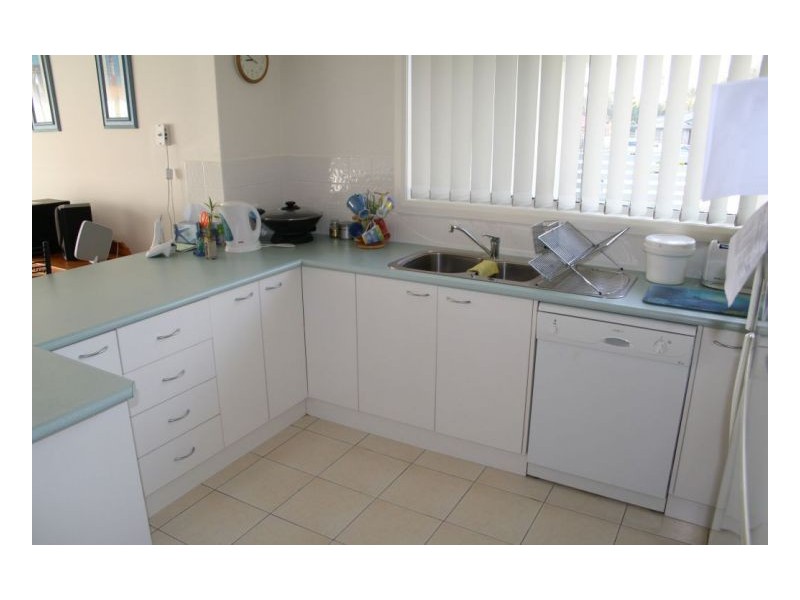 1/26  Ivy Cres, Old Bar NSW 2430