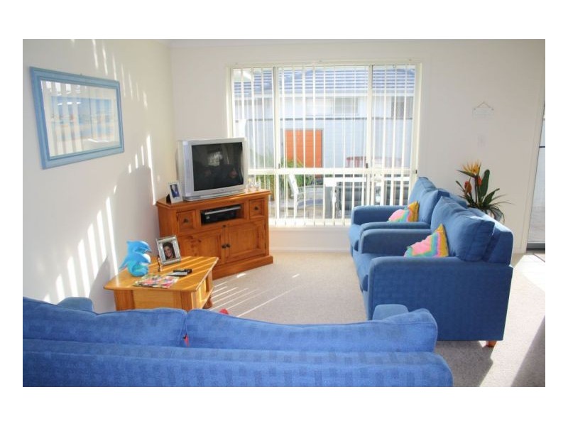 1/26  Ivy Cres, Old Bar NSW 2430