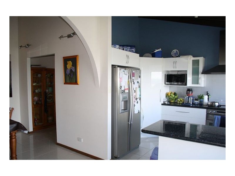 35 Pacific Pde, Old Bar NSW 2430