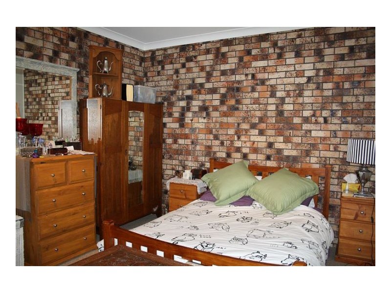 35 Pacific Pde, Old Bar NSW 2430