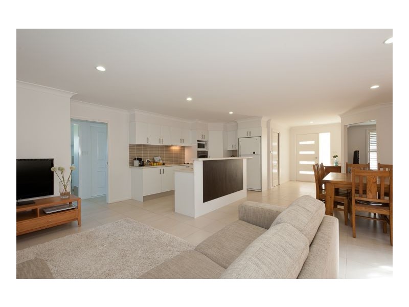 6 Rosedale Place, Tinonee NSW 2430