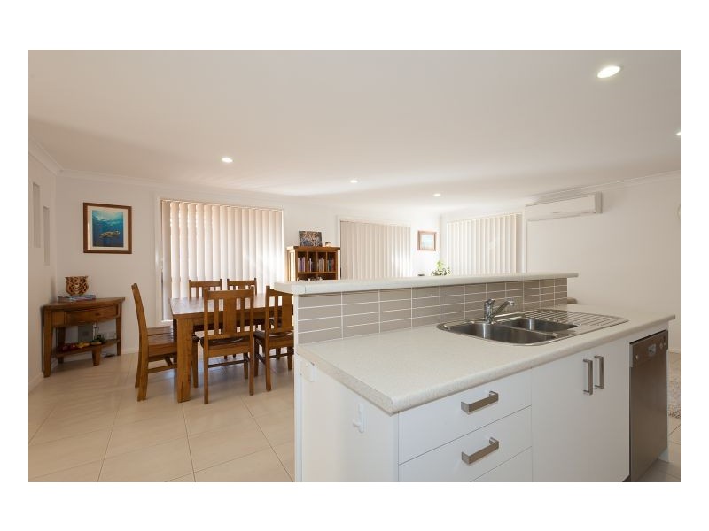 6 Rosedale Place, Tinonee NSW 2430
