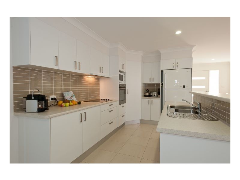 6 Rosedale Place, Tinonee NSW 2430