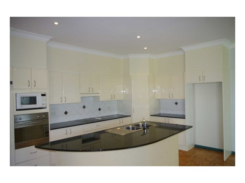 2/19 Mistral Place, Old Bar NSW 2430