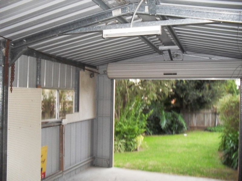 5 Silky Ash Close, Old Bar NSW 2430