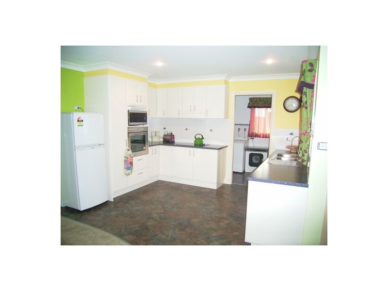 2/9 Clerke Street, Old Bar NSW 2430