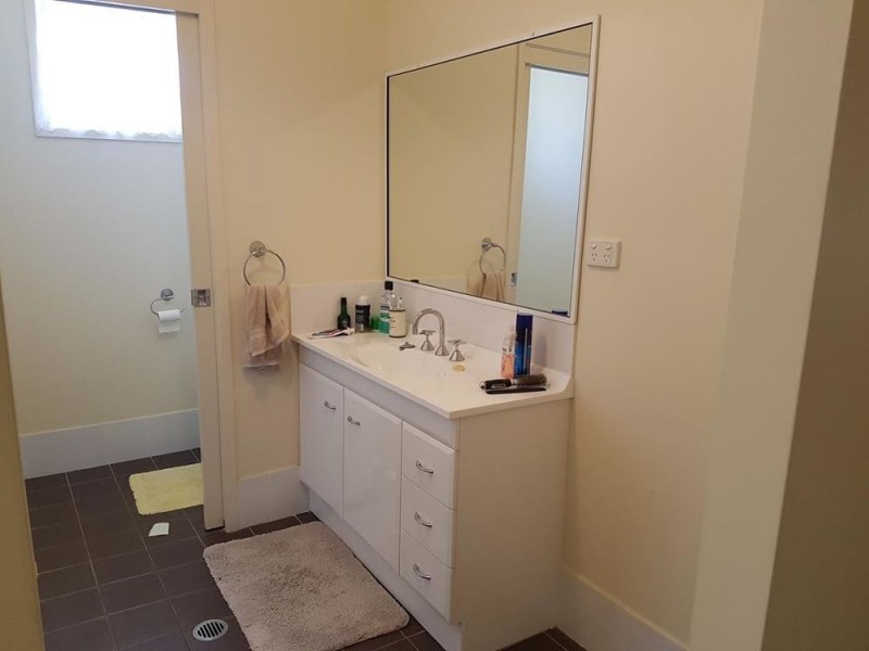 3/6 Bryan St, Old Bar NSW 2430