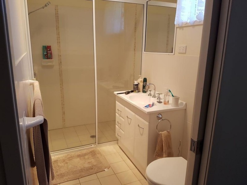 3/6 Bryan St, Old Bar NSW 2430