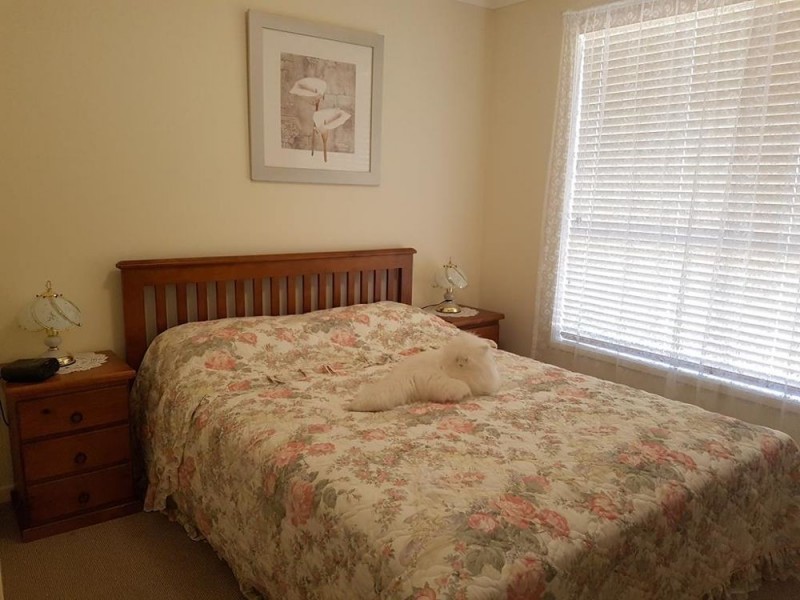 3/6 Bryan St, Old Bar NSW 2430