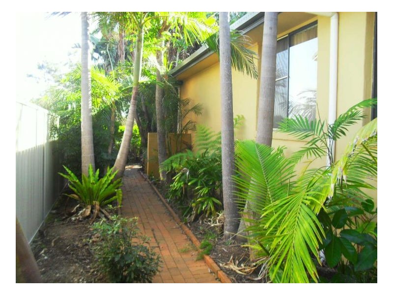 15 Spinnaker Cove, Wallabi Point NSW 2430