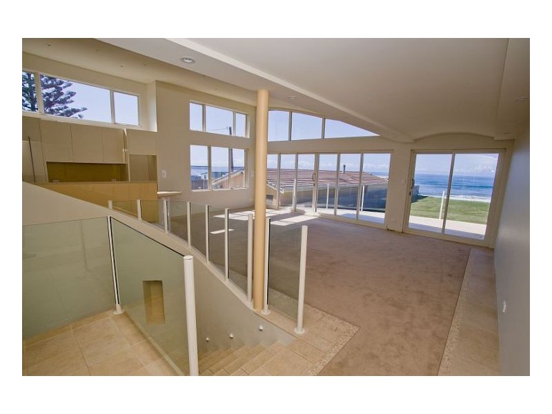 4,4A & 4B/38  Lewis Street, Old Bar NSW 2430