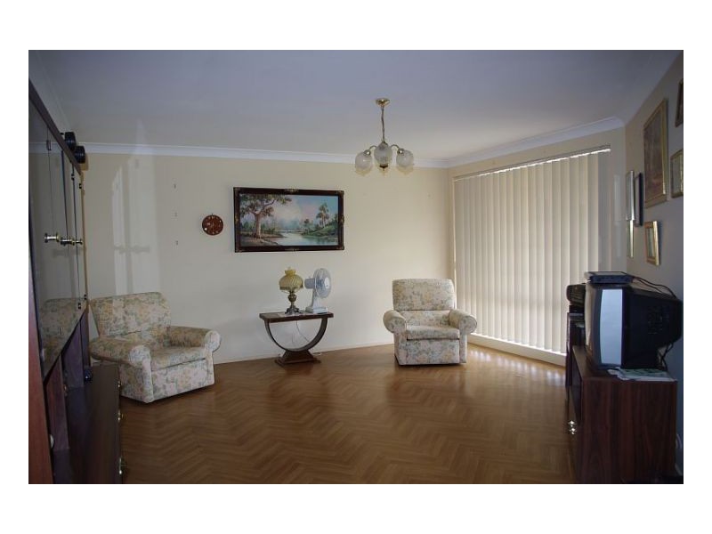 3 Pryor Crescent, Old Bar NSW 2430