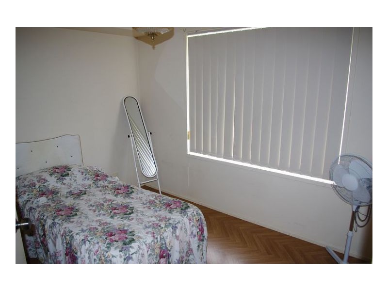 3 Pryor Crescent, Old Bar NSW 2430