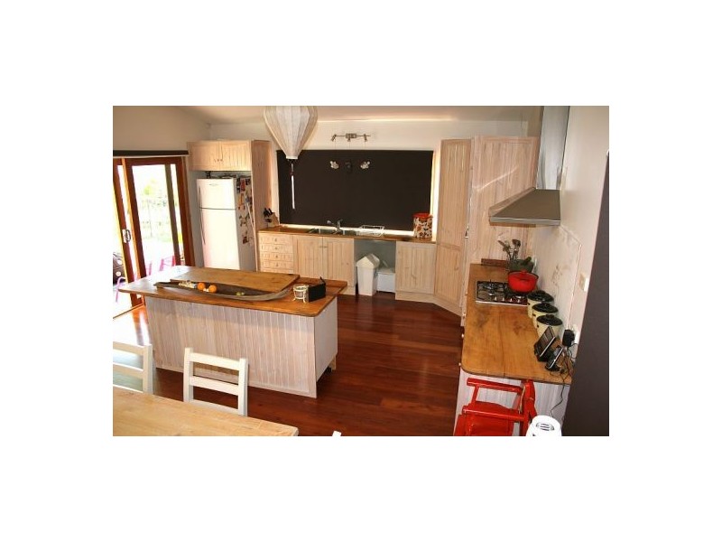 3 Flagtail Avenue, Old Bar NSW 2430