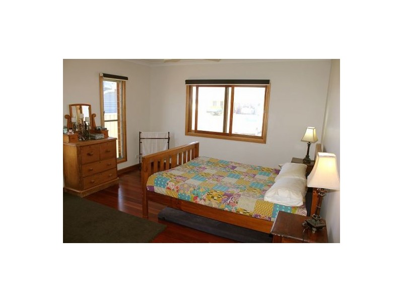 3 Flagtail Avenue, Old Bar NSW 2430