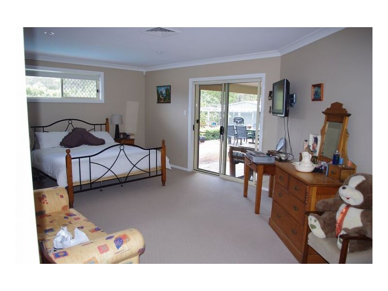 16 South Heron Rd, Old Bar NSW 2430