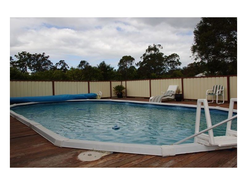 16 South Heron Rd, Old Bar NSW 2430
