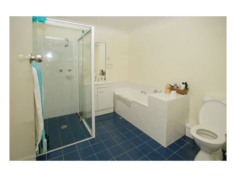 7 Richardson St, Old Bar NSW 2430