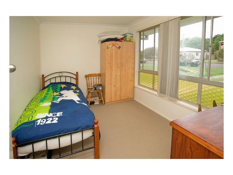 7 Richardson St, Old Bar NSW 2430