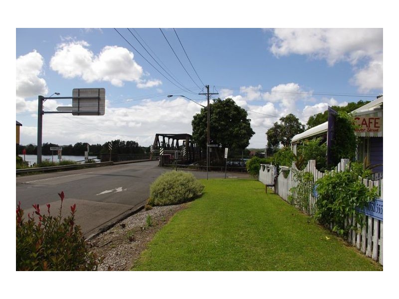 2 Commerce Street, Taree NSW 2430