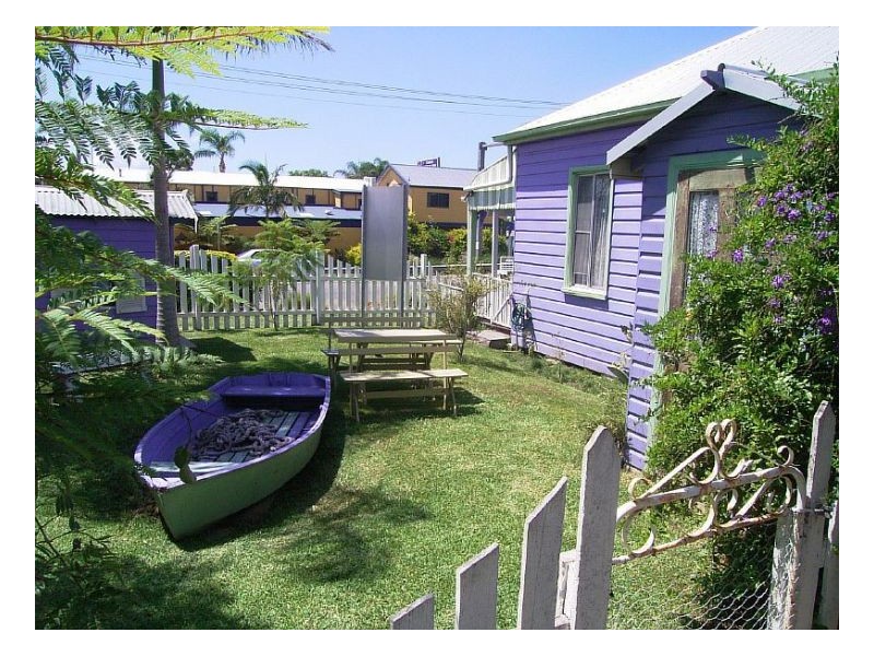 2 Commerce Street, Taree NSW 2430