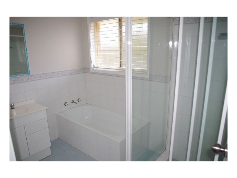 28 Hall Street, Old Bar NSW 2430