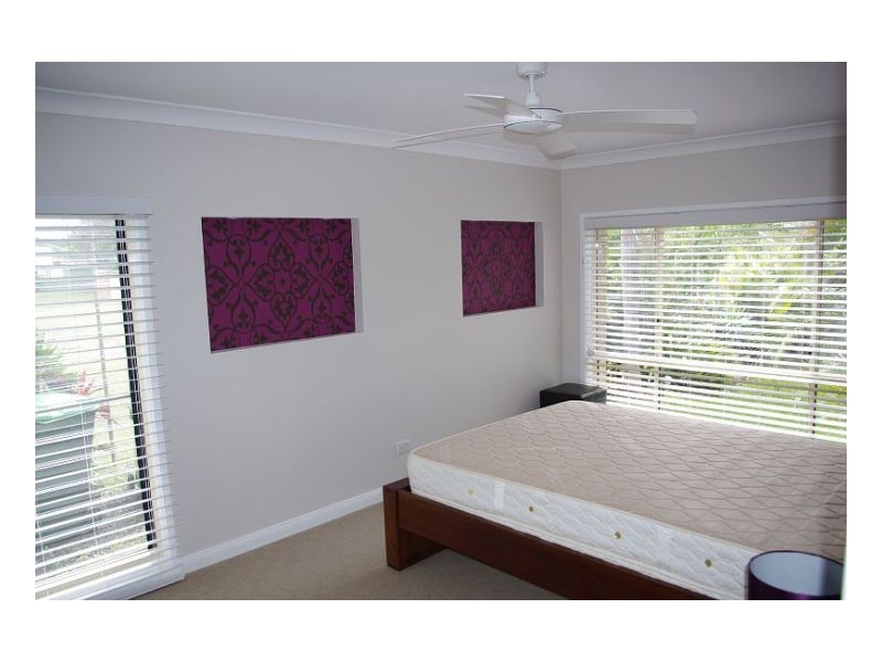 28 Hall Street, Old Bar NSW 2430