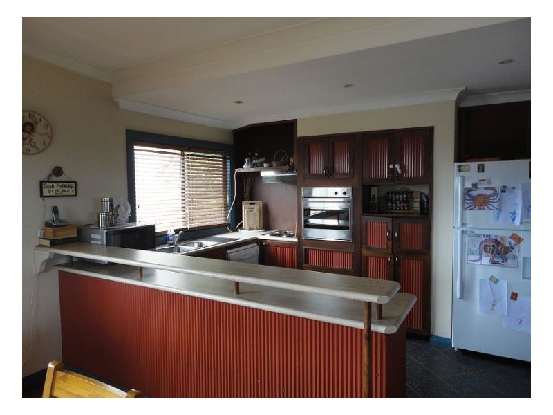 19 Ungala Road, Old Bar NSW 2430