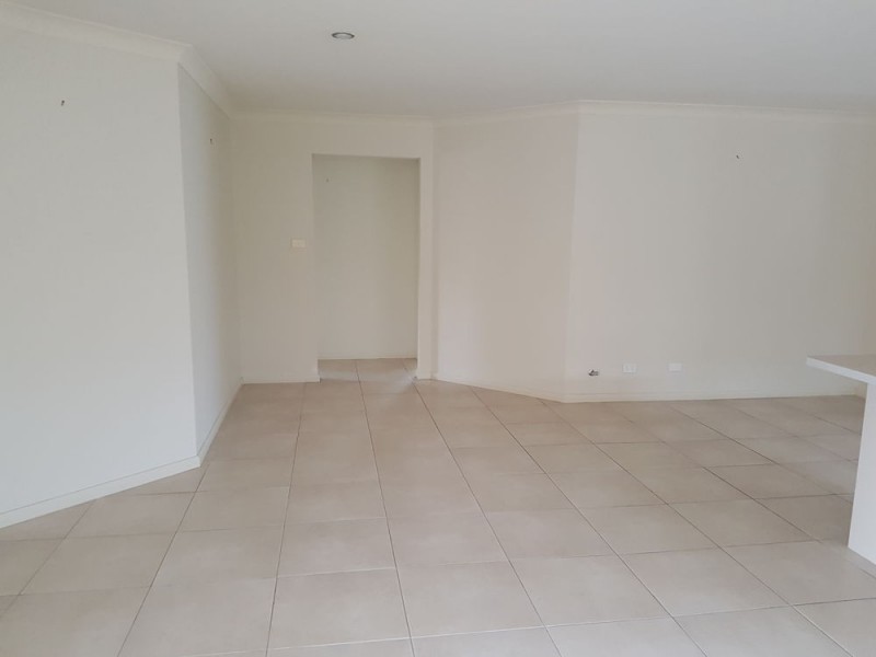 37 Bluehaven Drive, Old Bar NSW 2430