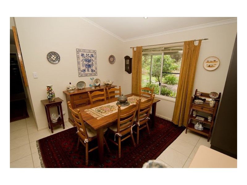 7 Rainforest Dr, Mitchells Island NSW 2430