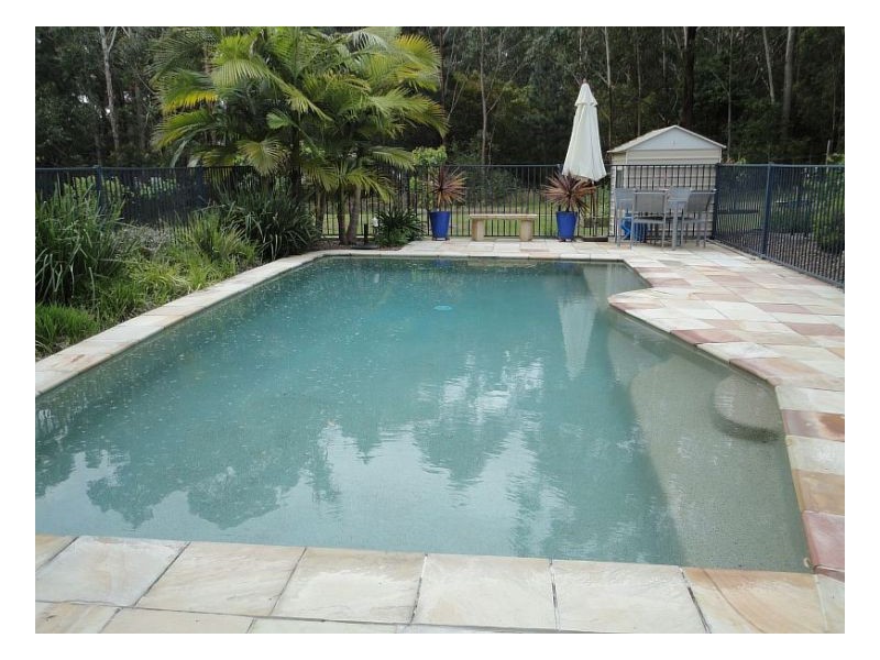 7 Rainforest Dr, Mitchells Island NSW 2430