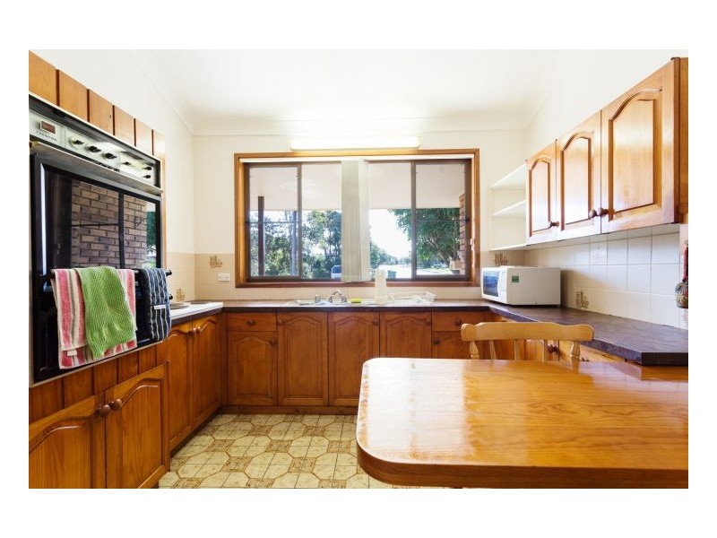 18 Joel Drive, Old Bar NSW 2430