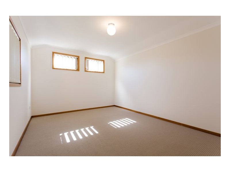 18 Joel Drive, Old Bar NSW 2430