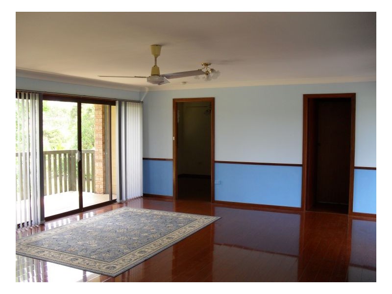 130 Old Bar Road, Old Bar NSW 2430