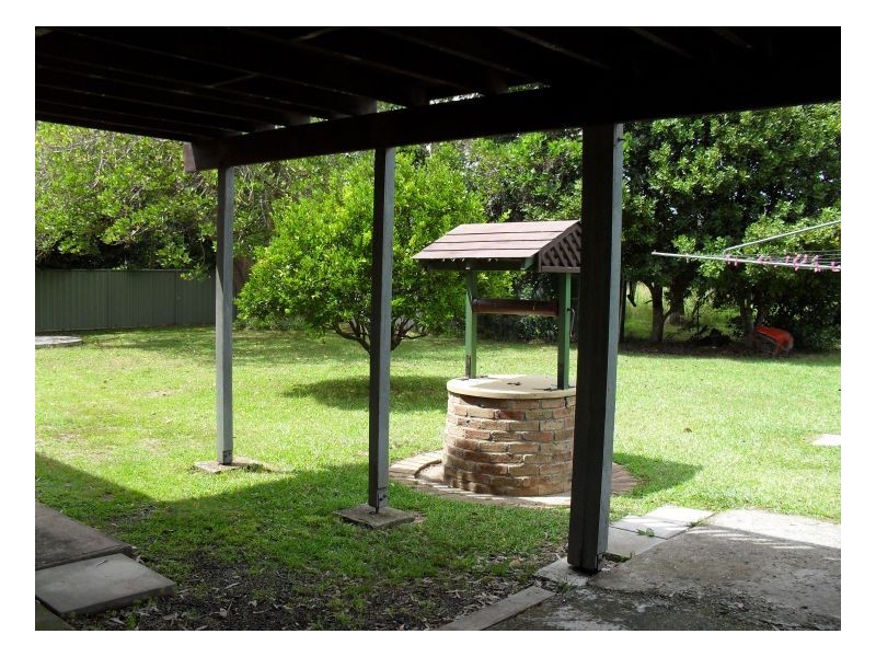 130 Old Bar Road, Old Bar NSW 2430