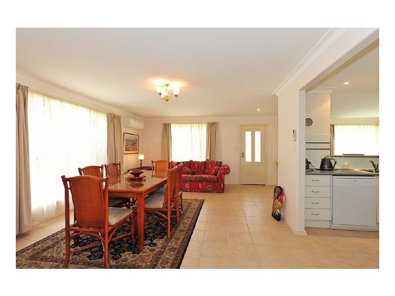1/68 Old Bar Road, Old Bar NSW 2430