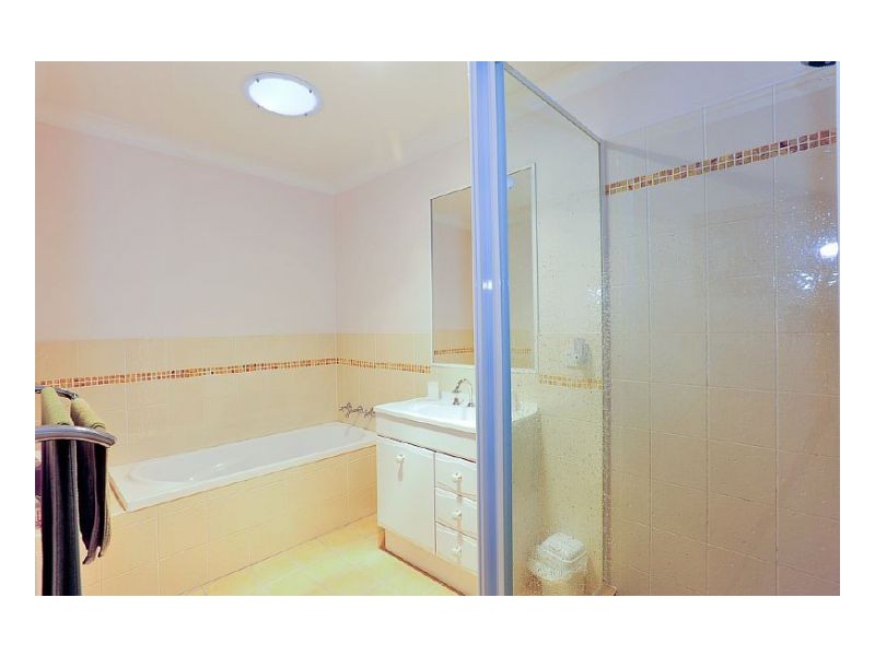 1/68 Old Bar Road, Old Bar NSW 2430