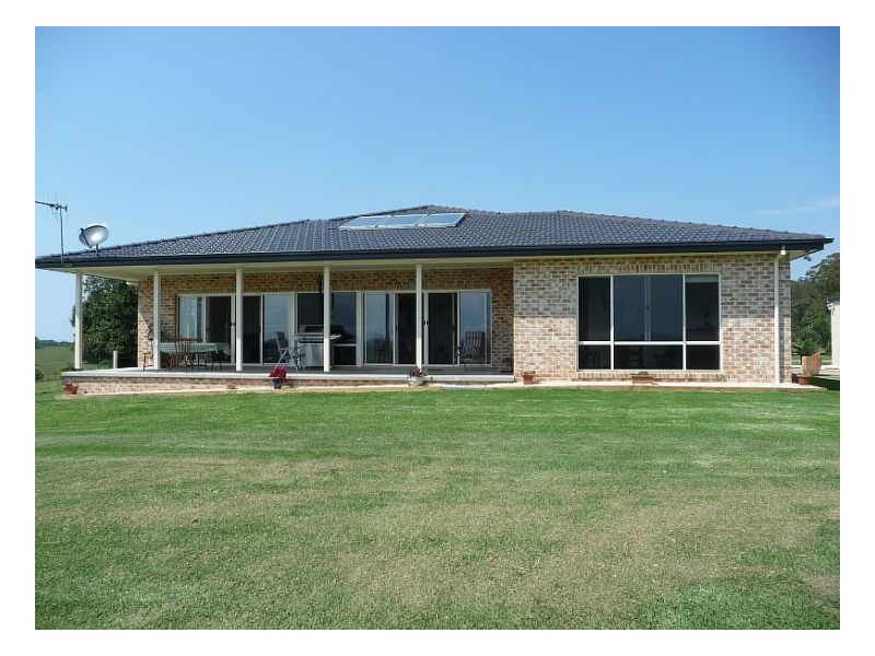 106 Beal Avenue, Mitchells Island NSW 2430