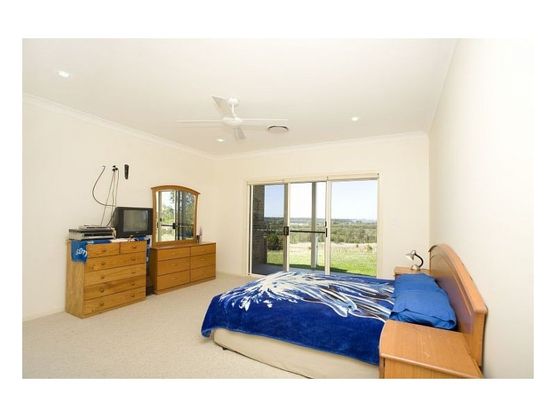 106 Beal Avenue, Mitchells Island NSW 2430