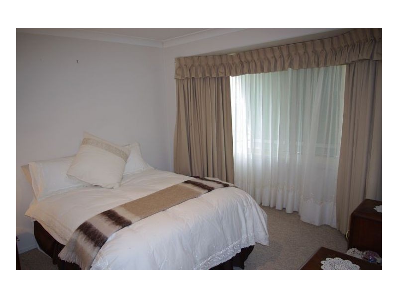 1/76 Old Bar Road, Old Bar NSW 2430