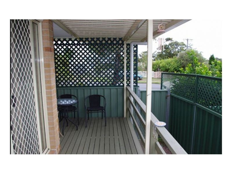 1/76 Old Bar Road, Old Bar NSW 2430