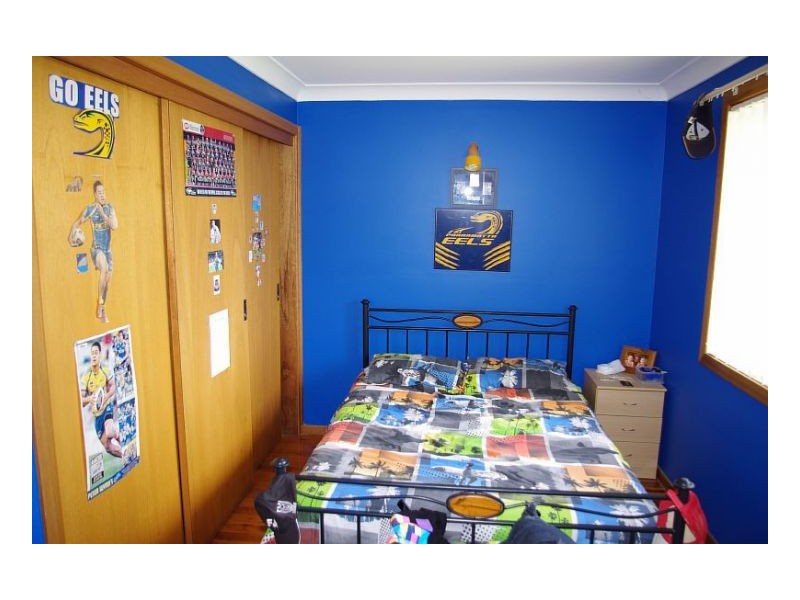 8 Laurina Close, Old Bar NSW 2430
